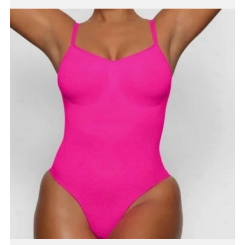 SKIMS Seamless Sculpt Bodysuit Neon Pink L/XL Ruched Bust Mid Thigh Shapewear